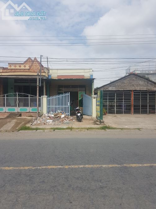 Bán nhà mặt tiền Phạm Hùng (870B), Trung An, TP Mỹ Tho, TG. - 0