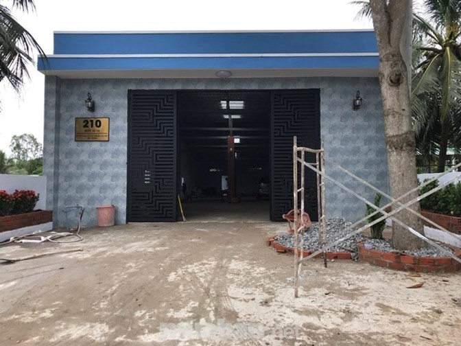 Bán nhà mới xây ngang 9mx40m mặt tiền Quốc Lộ 1A gần BOT Cai Lậy
