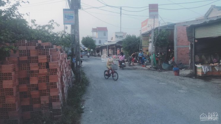 kẹt tiền bán nhà mặt tiền chợ gò lũy xã nhị bình gần ql1a 1885m2 thổ cư giá rẻ